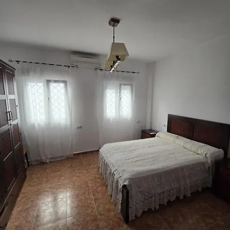 Céntrico Adosado Cerca De La Playa *